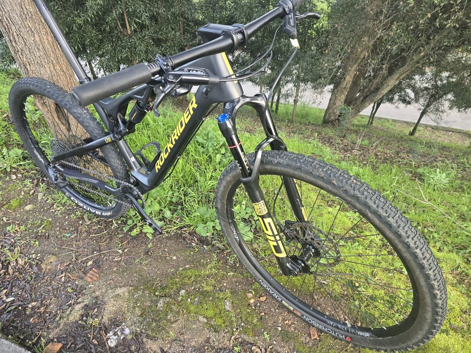 Btt 29 L carbono suspensao total
