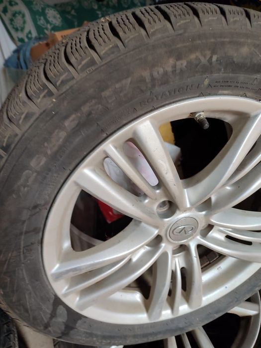 Диски та зимова резина 225/55/17 INFINITI