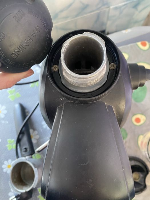 Рожкова кавомашина Elenberg CM 2024