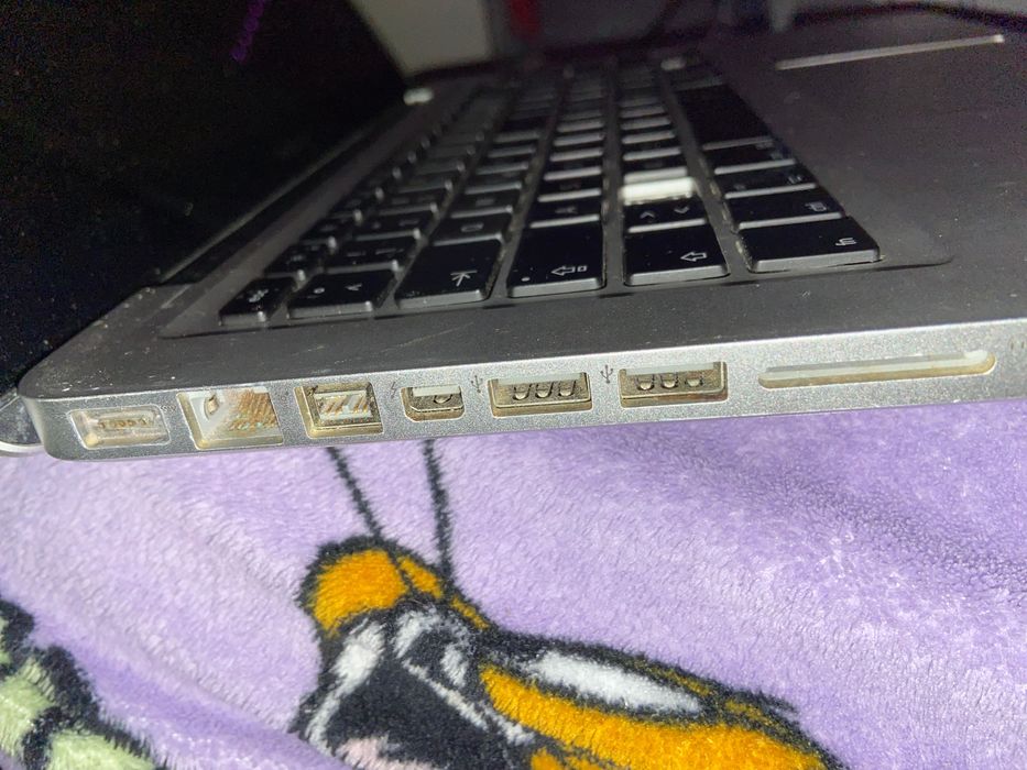macbook da apple436242100258099202