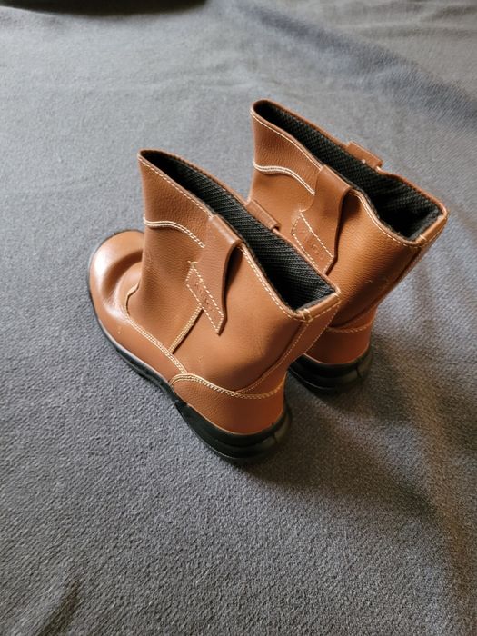 Buty robocze roz.45 skórzane bardzo wytrzymale