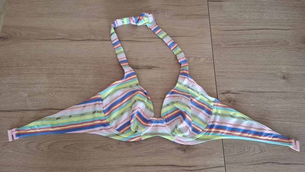 Biustonosz stroju kąpielowego Freya nowy bez metki 75D / 34D