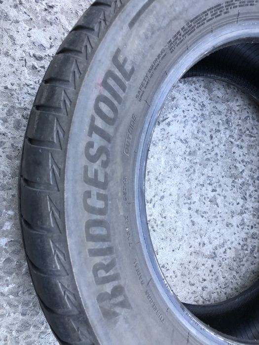 215/60/16 bridgestone turanza t005