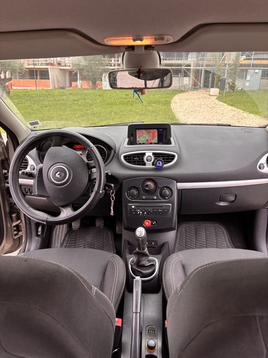 Renault clio 1.2 de 100 cvs