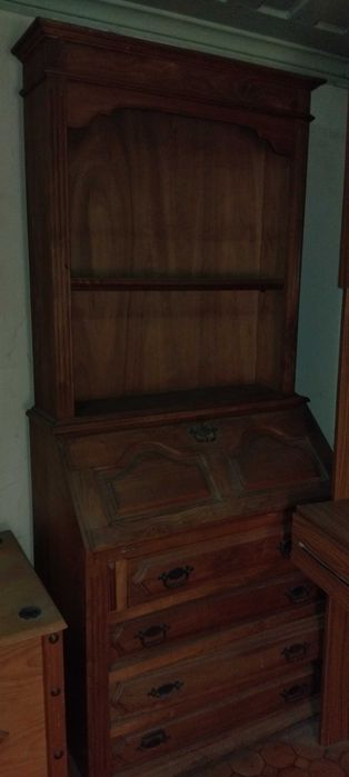 Moveis diversos a baixo preço e alguns oferecidos urgente