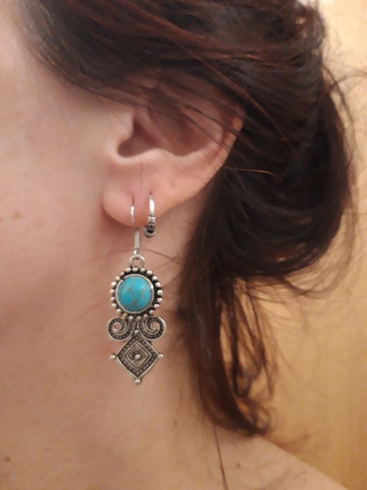 Brincos étnicos com pedra azul turquesa - NOVOS