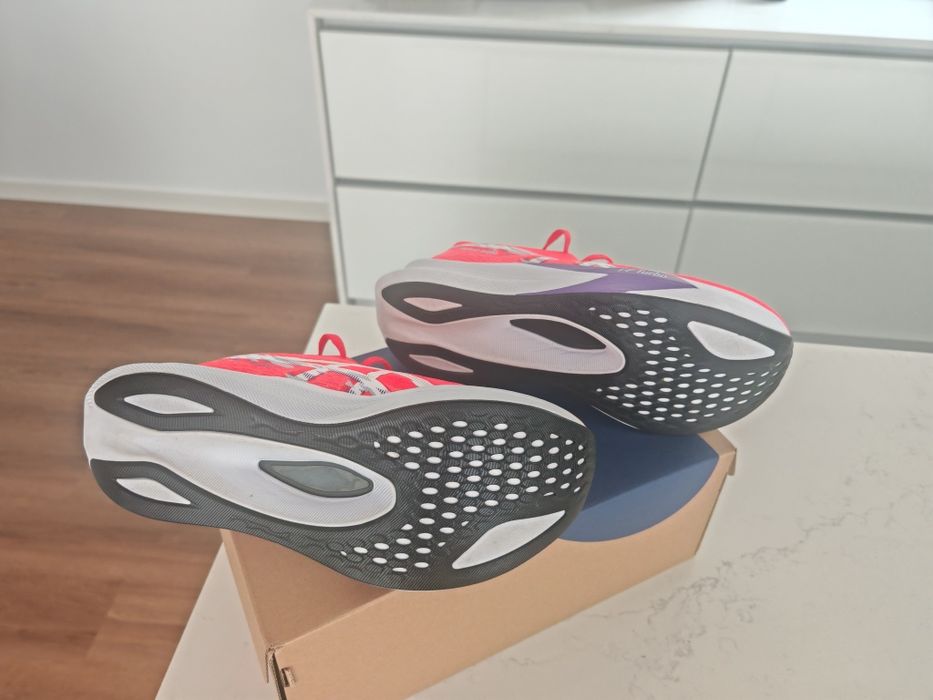 ASICS Magic Speed 4439643763743795204