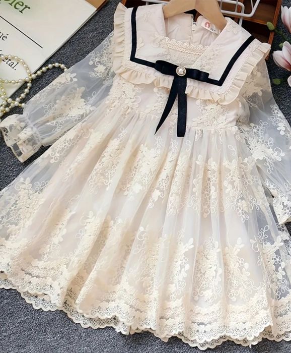 Sukienka 128 ecru i spinka