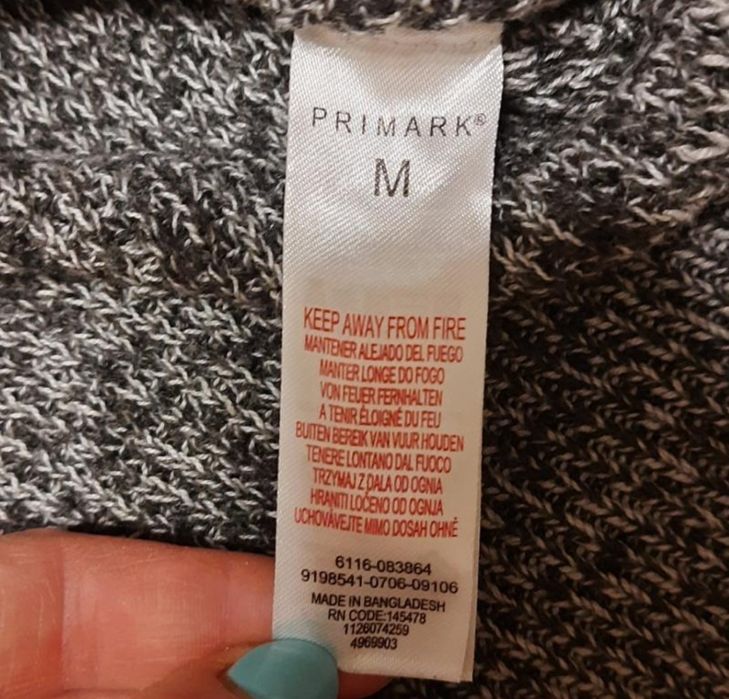 Светр чоловічий, в'язаний.