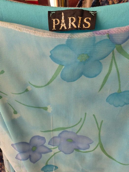 Vestido de Paris , usado em bom estado