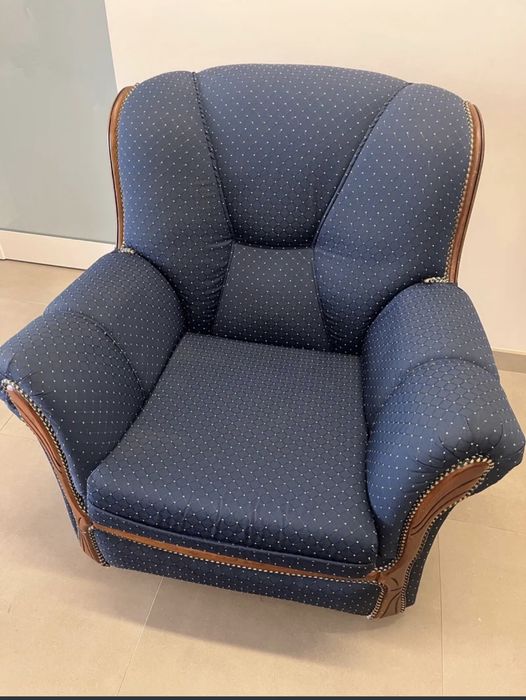 Conjunto de 2 Poltronas Clássicas