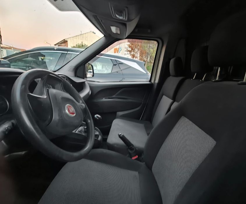 Fiat Doblò 2020 – Apenas 124.800 km – Muito Estimada (Revisão Feita)