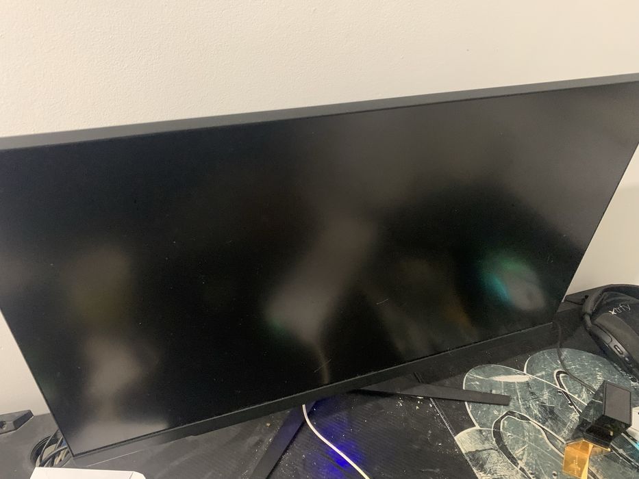 Monitor samsung 27Cali 144hz
