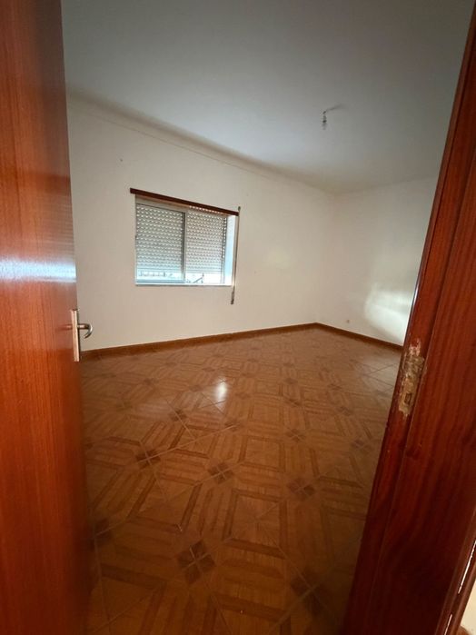 Moradia geminada na EM514, Aldeia de Nacomba