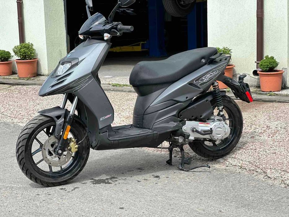 Продається скутер  Piaggio Typhoon 50 4T