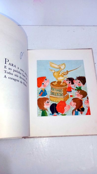 Brave Little Duck - Dona Dunga's Story Collection64730014005379122