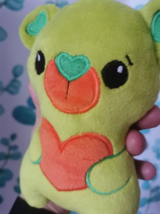 Pluszowy handmade mały misiu seledyn plus pomarańcz