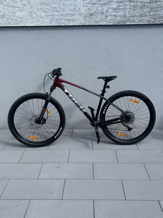 Trek Marlin 6 Gen 3 2025 hardtail RockShox, rozmiar ramy L