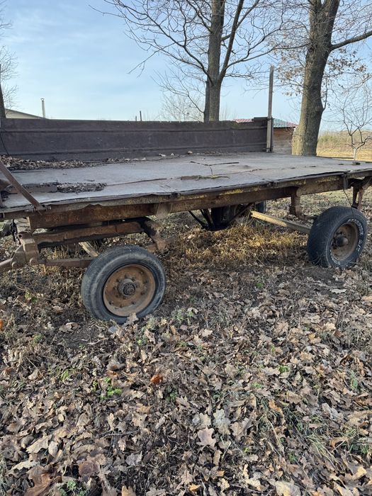 Продаємо причіп 2птс4