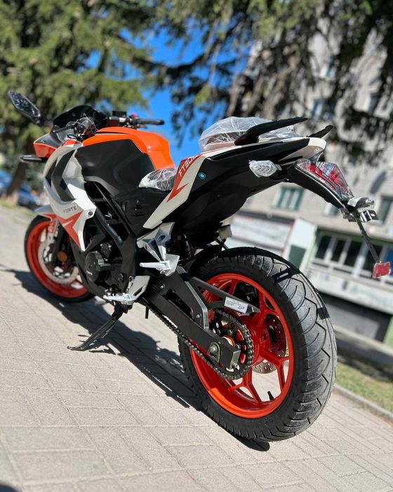 Спортбайк мотоцикл Forte FT300-R1 (FT-R1)