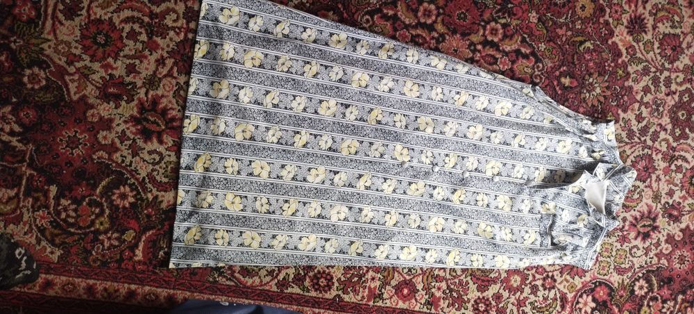 Продам платье летнее