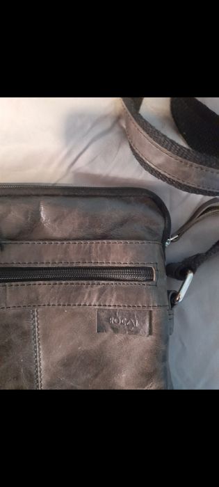 Bolsa para usar a tira colo