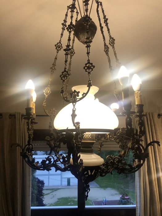 Candeeiro de teto clássico