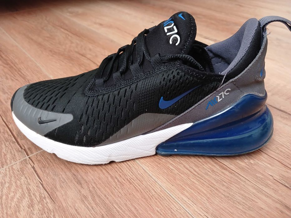 Кроссовки Nike Air Max 270 р38