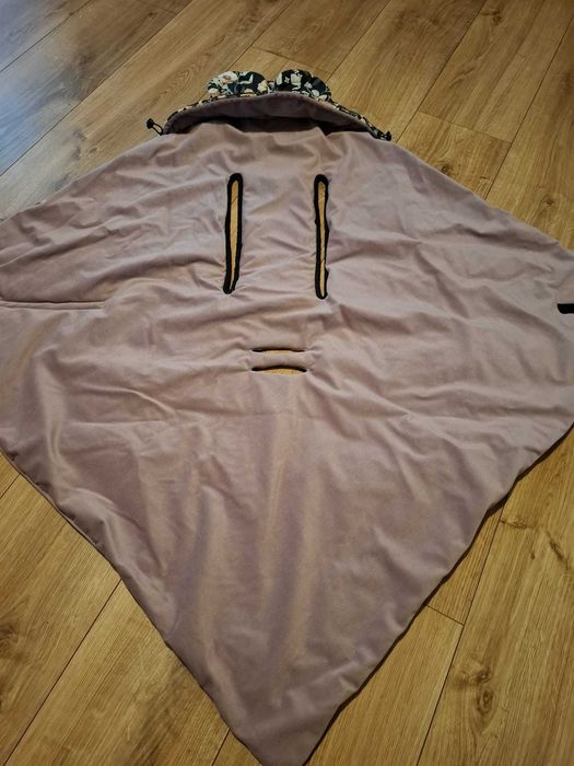 Otulacz Bibi Mall do fotelika samochodowego - zimowy, pudrowy róż