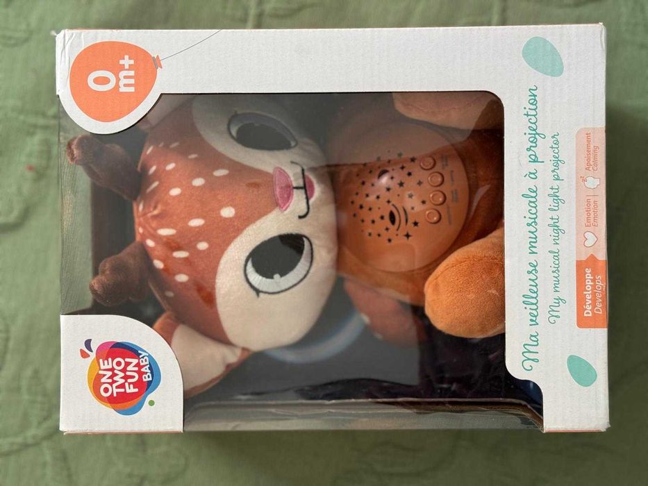 Peluche com projeção musical - Novo