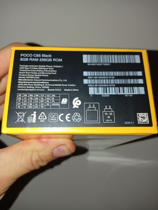 Poco C85 8/256 NFC чорний з блоком живлення