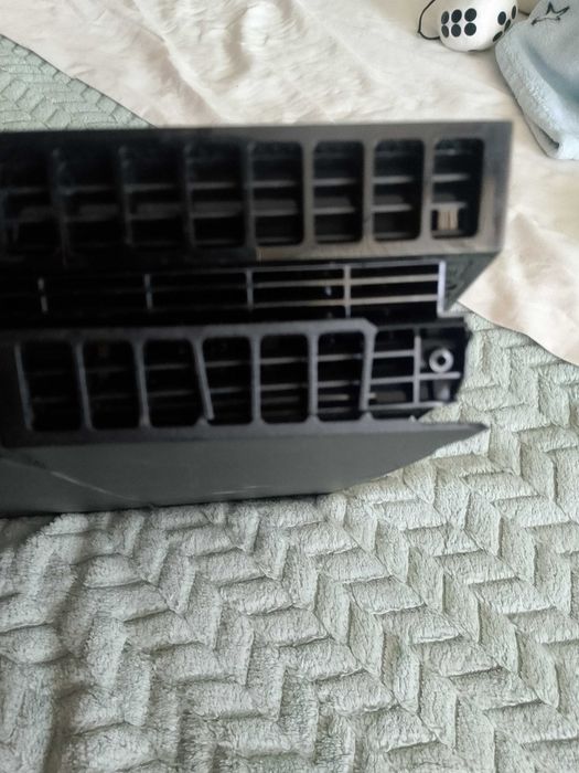 Konsola PlayStation 4