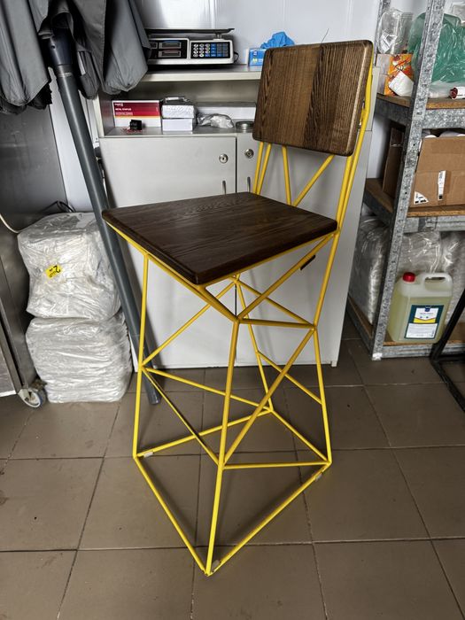 Стільці Levantin та ін