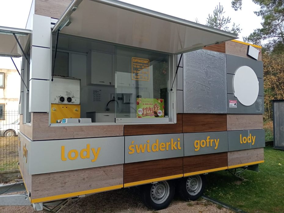 Odstąpię leasing -przyczepa gastronomiczna do lodów-w pełni wyposażona