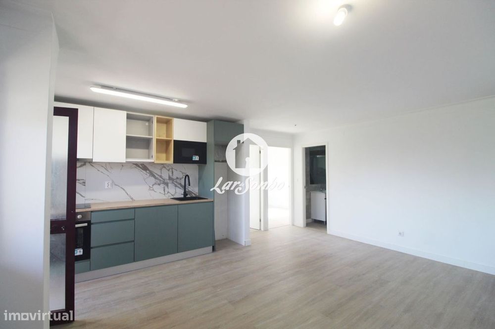 Apartamento T2 Remodelado, em Santegãos, Rio Tinto  Excelente Oport... — Rio Tinto, Porto