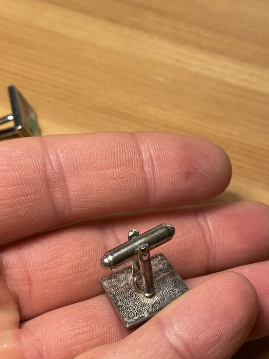Srebrne spinki do mankietów