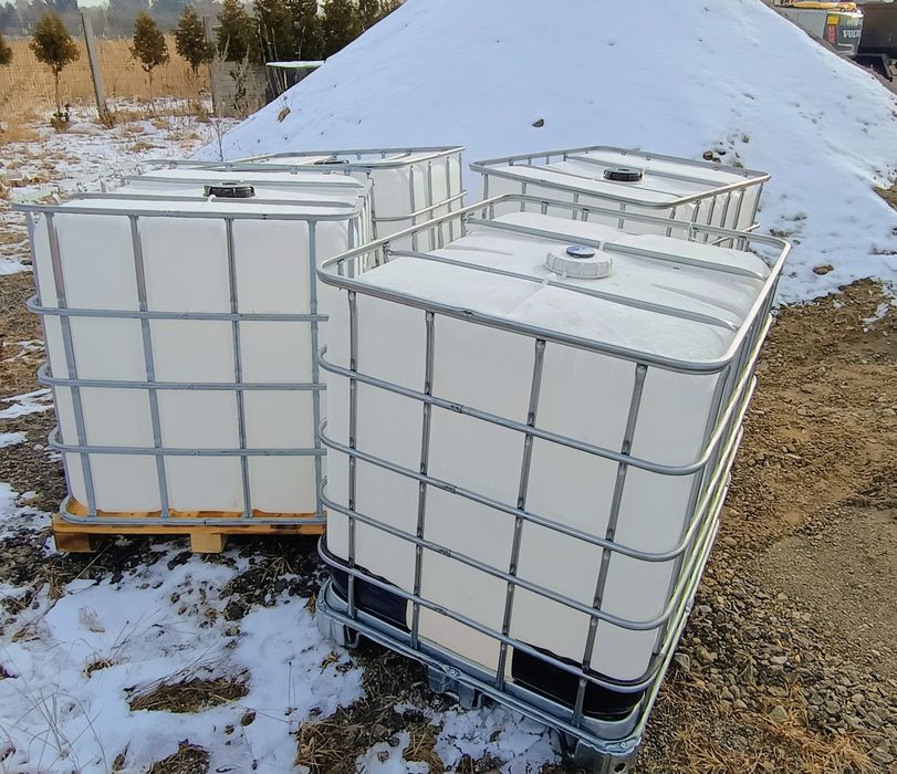 Czysty zbiornik na deszczówkę 1000l do podlewania możliwa dostawa ibc