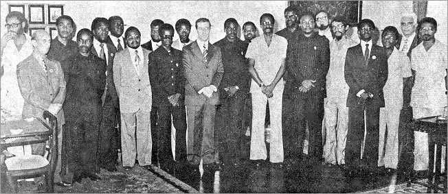 Angola Rumo à Independência - Governo de Transição - Luanda 1975