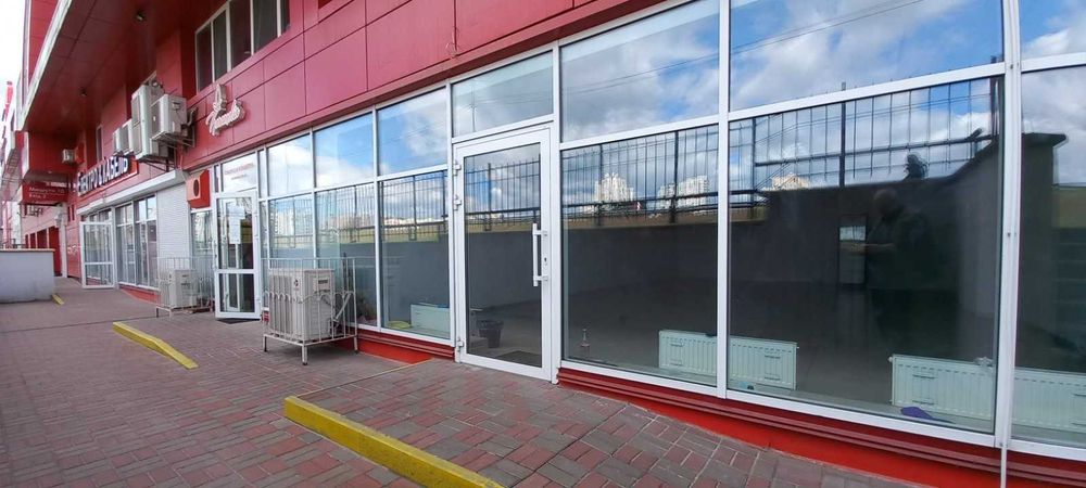 ПРОДАМ нежитл.приміщ.(торгова площа) S=156,5 м2, ст.м.Позняки