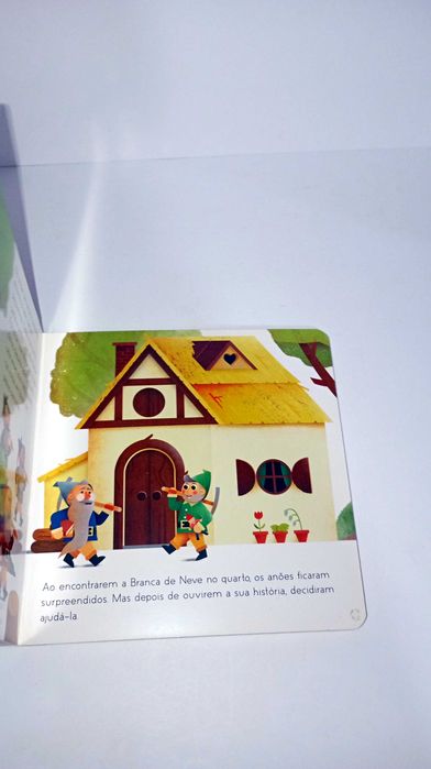 Branca de Neve e os 7 Anões - Os Meus Primeiros Contos clássicos