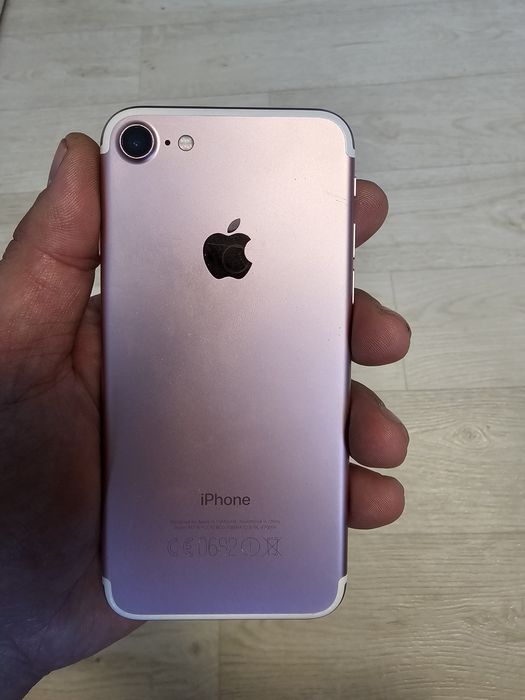 Продам Iphone 7 / Айфон 7 А1778