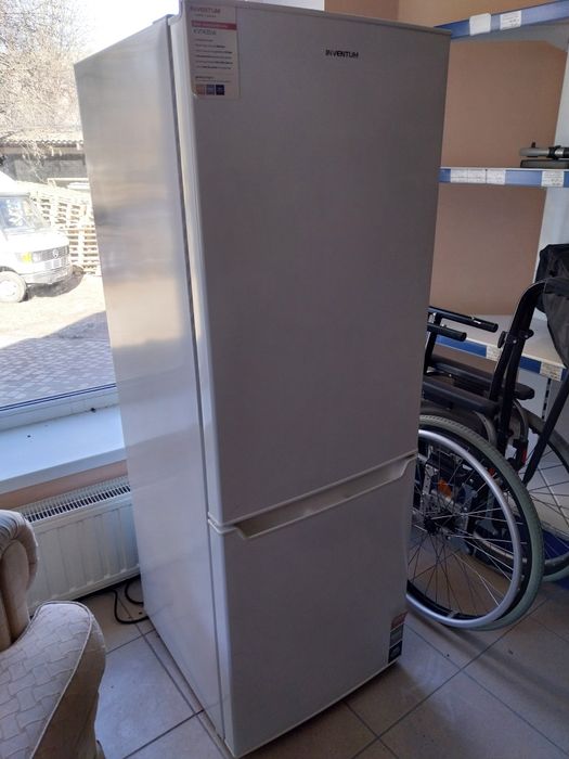 Холодильник морозильна камера