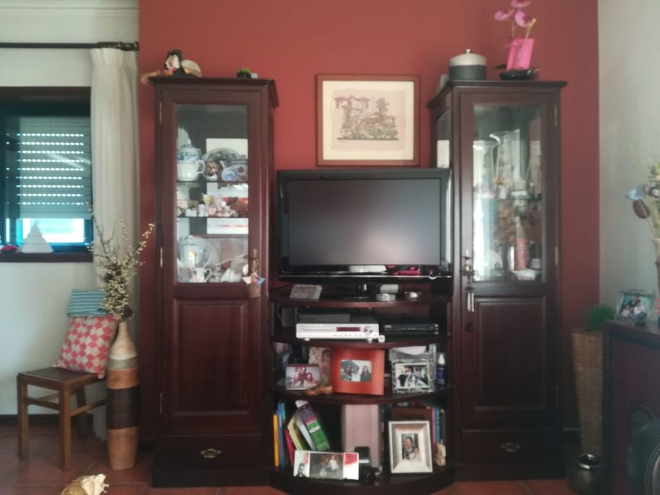 Vendo movel de sala de tv louceiro e aparador