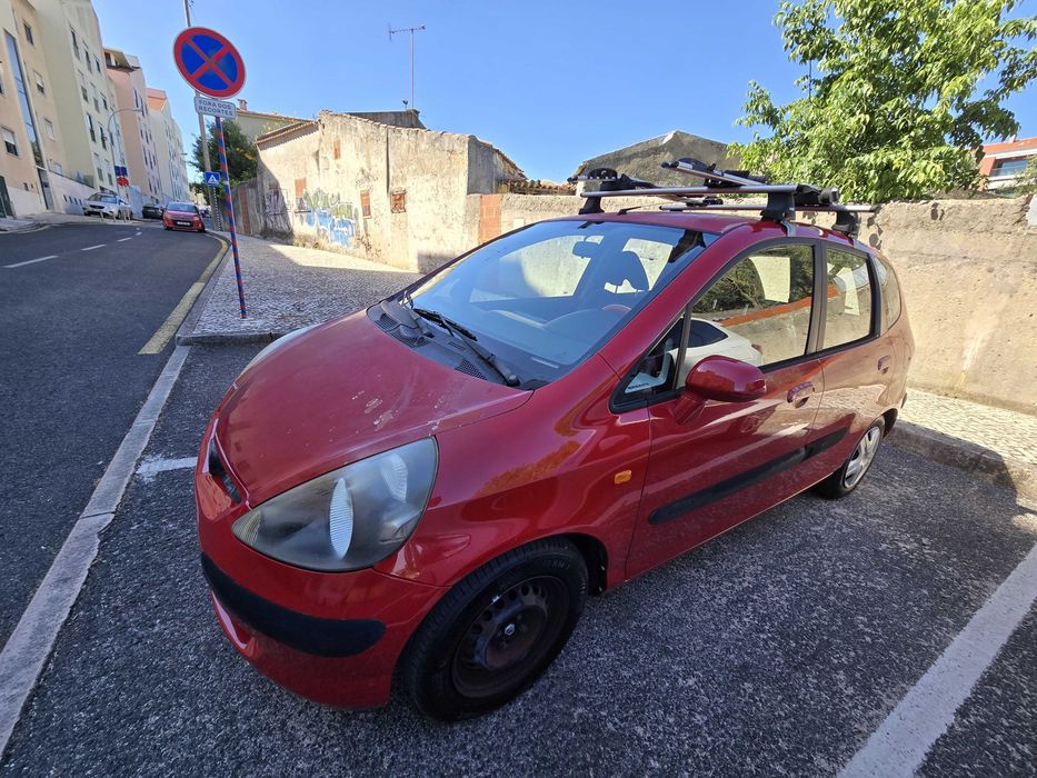 Honda Jazz 1.2 2002 – Carro de Família
