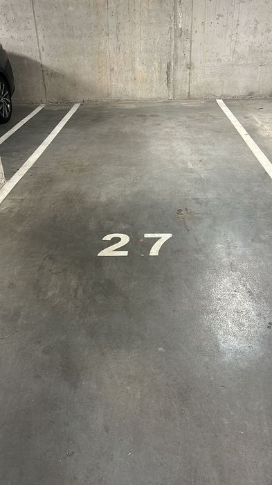 Wynajme 3 miejsca postojowe w garażu podziemnym