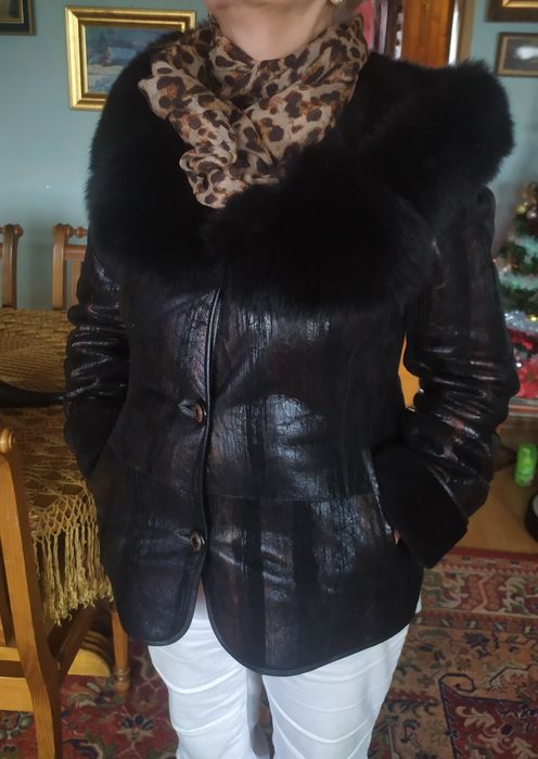 Kożuch naturalny z kapturem