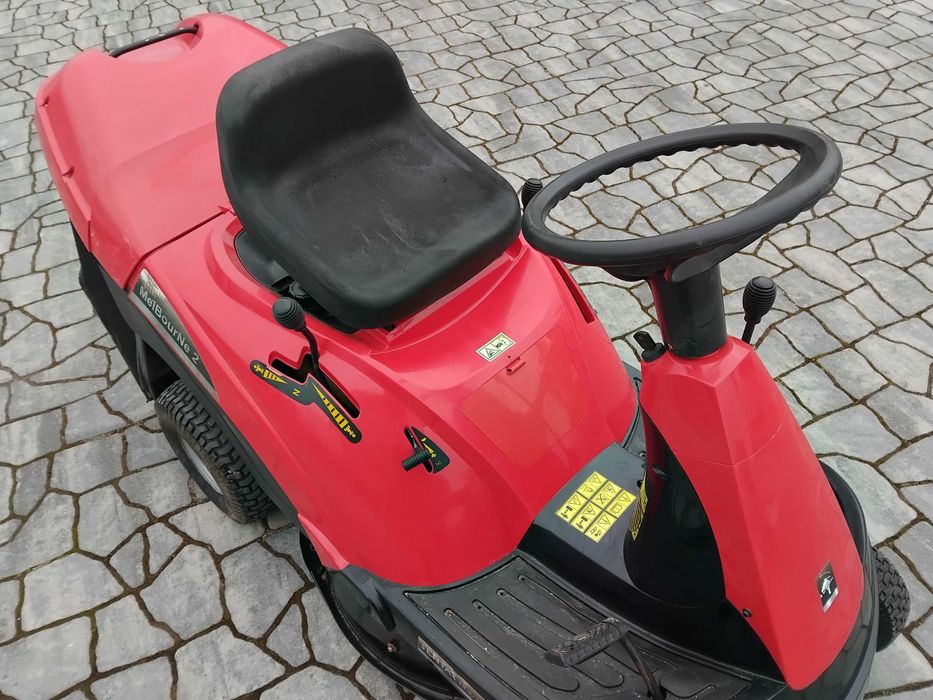 Zadbany mało używany traktorek kosiarka CASTELGARDEN