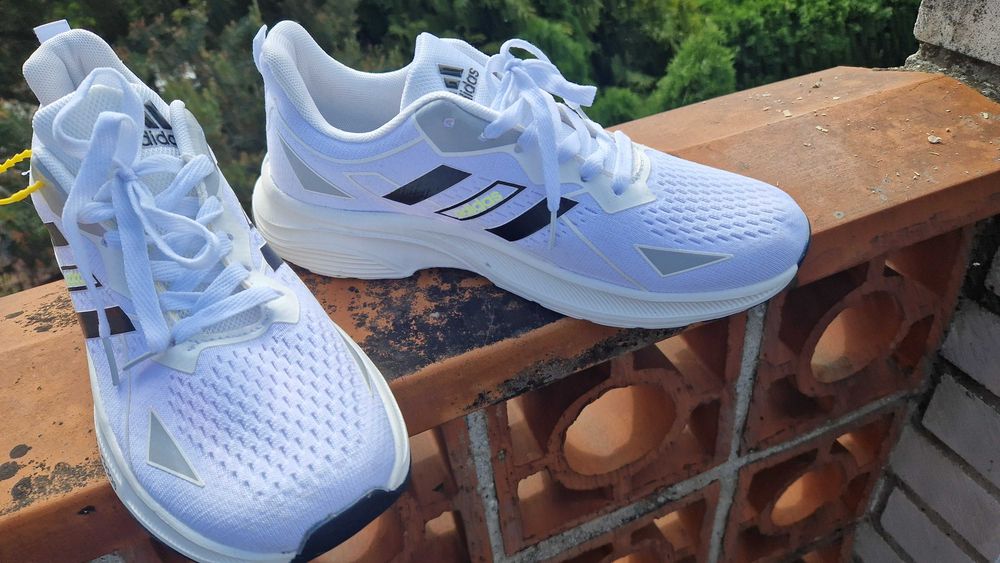 おまとめ買いページꕤ︎︎ Кросівки Adidas білі нові: 1 800 грн. - Другие кроссовки Киев на Olx