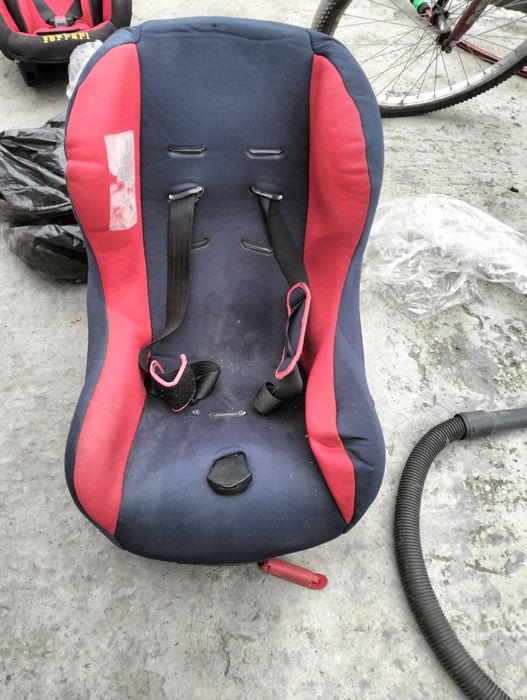 Продам дитяче авто крісло