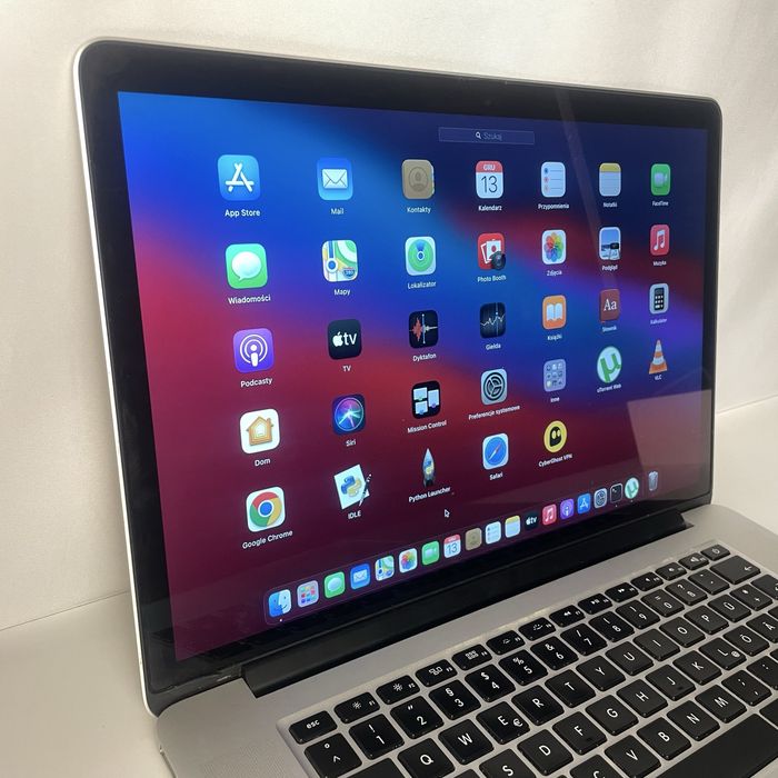 Macbook Pro 15 i7 16GB 128GB